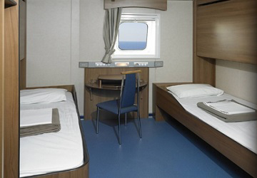 ld_lines_norman_voyager_cabin