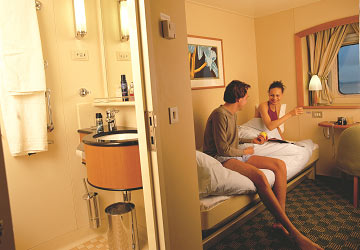 po_ferries_pride_of_rotterdam_2_berth_outside_cabin
