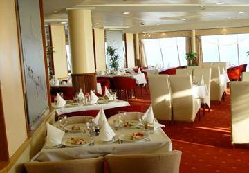 polferries_wawel_restaurant_view