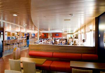 tallink_silja_baltic_princess_sailors_pub