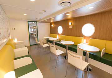 tokai_kisen_tachibana_maru_table_seating