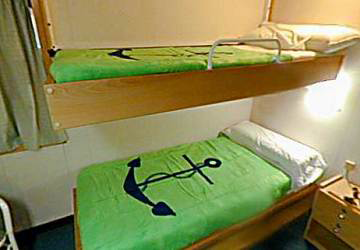 trasmediterranea_santa_cruz_de_tenerife_2_bed_disabled_cabin