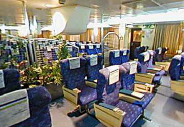trasmediterranea_santa_cruz_de_tenerife_seating_area_2