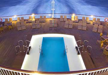 trasmediterranea_volcan_de_tinamar_pool