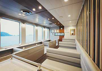 uwajima_unyu_ferries_akebono_maru_view