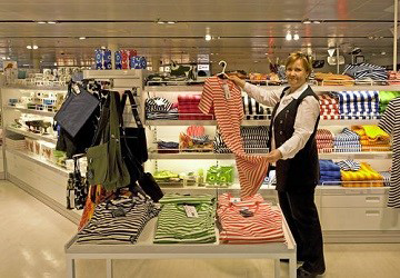 viking_line_amorella_shop